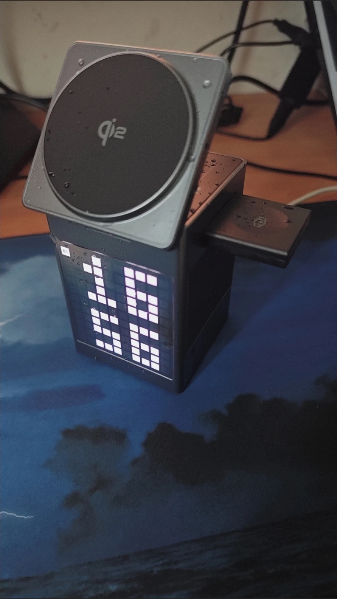 QI2 다기능 6in1 마그네틱 무선 충전기, 블루투스 스피커, 전자시계 photo review