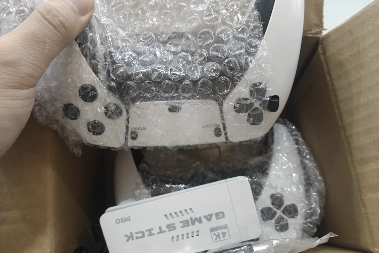 M15 HD 레트로 아케이드 콘솔 – 게임 40000종, HDMI 출력, 2.4G 무선 컨트롤러 포함 가정용 에디션 photo review